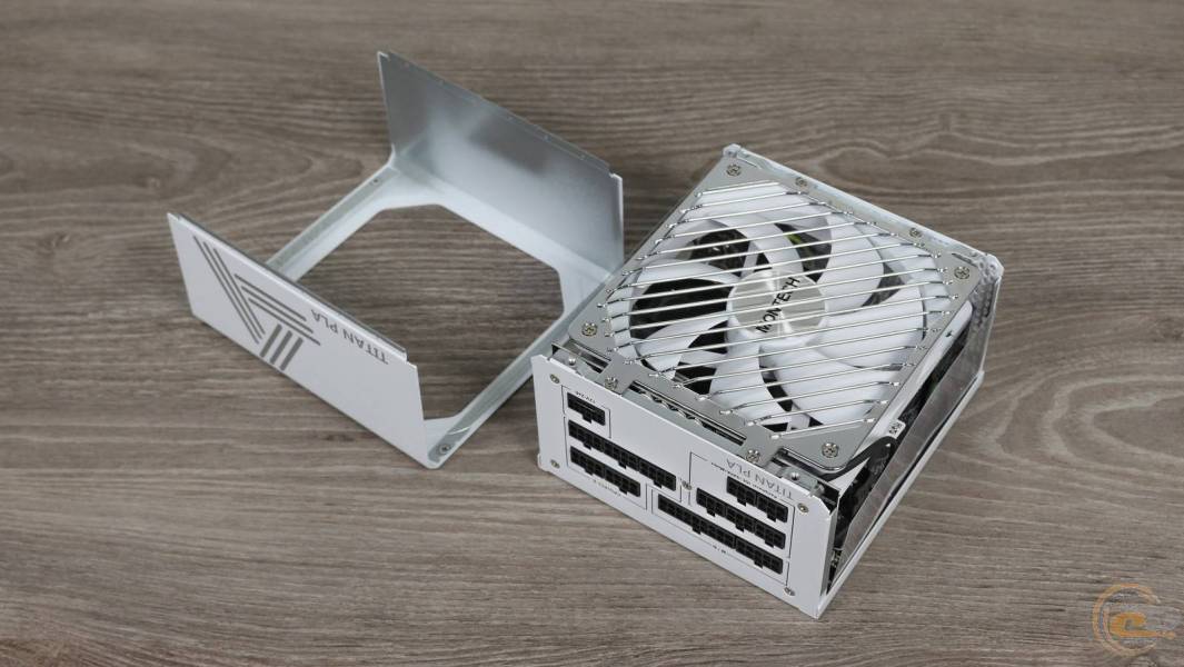 MONTECH TITAN PLA 1200W-3