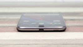 Moto G4 Plus-1