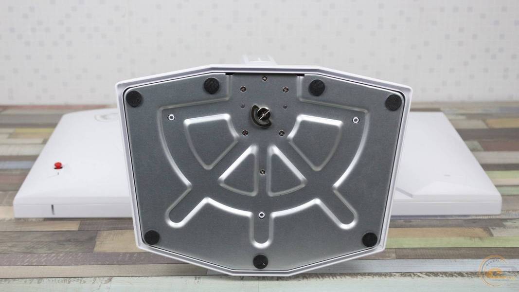 MSI MAG 274QRFW E20-4