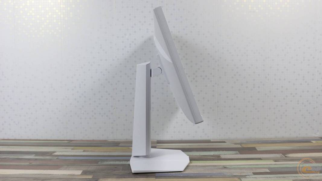 MSI MAG 274QRFW E20-5