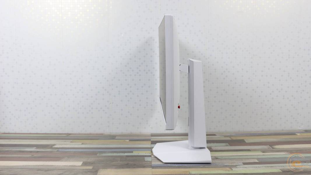 MSI MAG 274QRFW E20-5