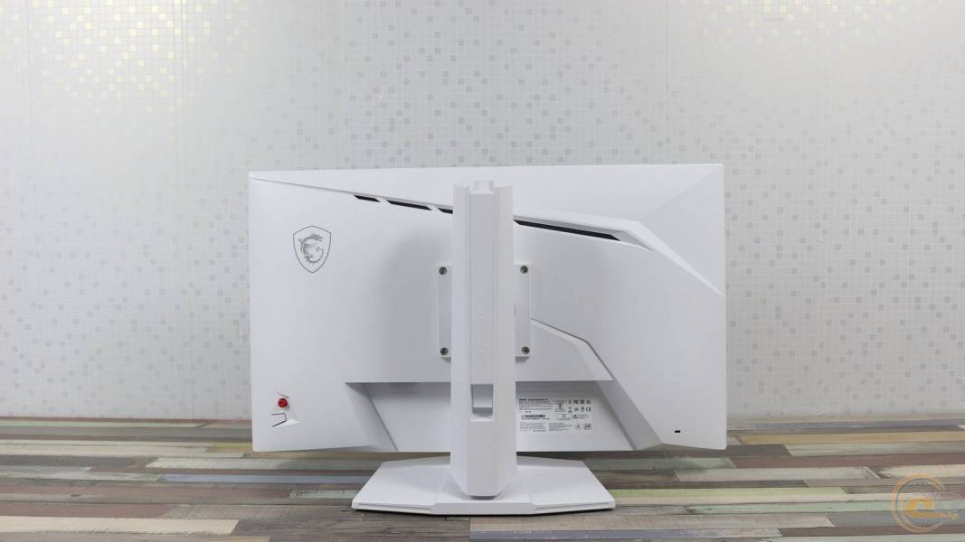 MSI MAG 274QRFW E20-5