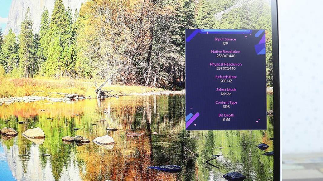 MSI MAG 274QRFW E20-7