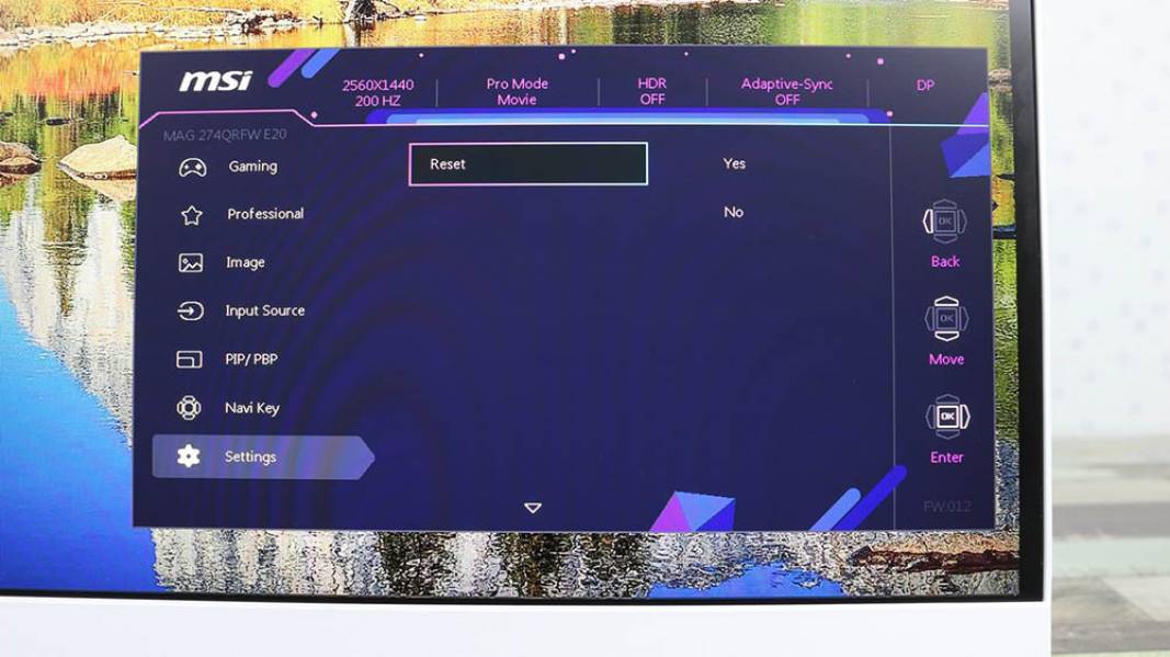 MSI MAG 274QRFW E20-7