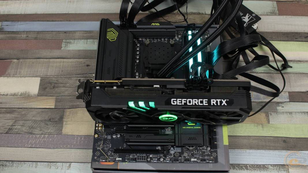 MSI MAG B850 TOMAHAWK MAX WIFI-2