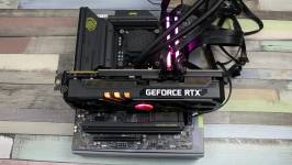 MSI MAG B860 TOMAHAWK WIFI-2