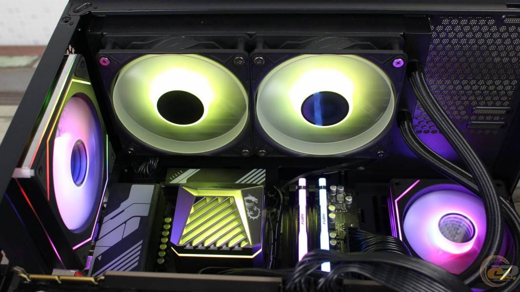 MSI MAG CORELIQUID A15 240-3