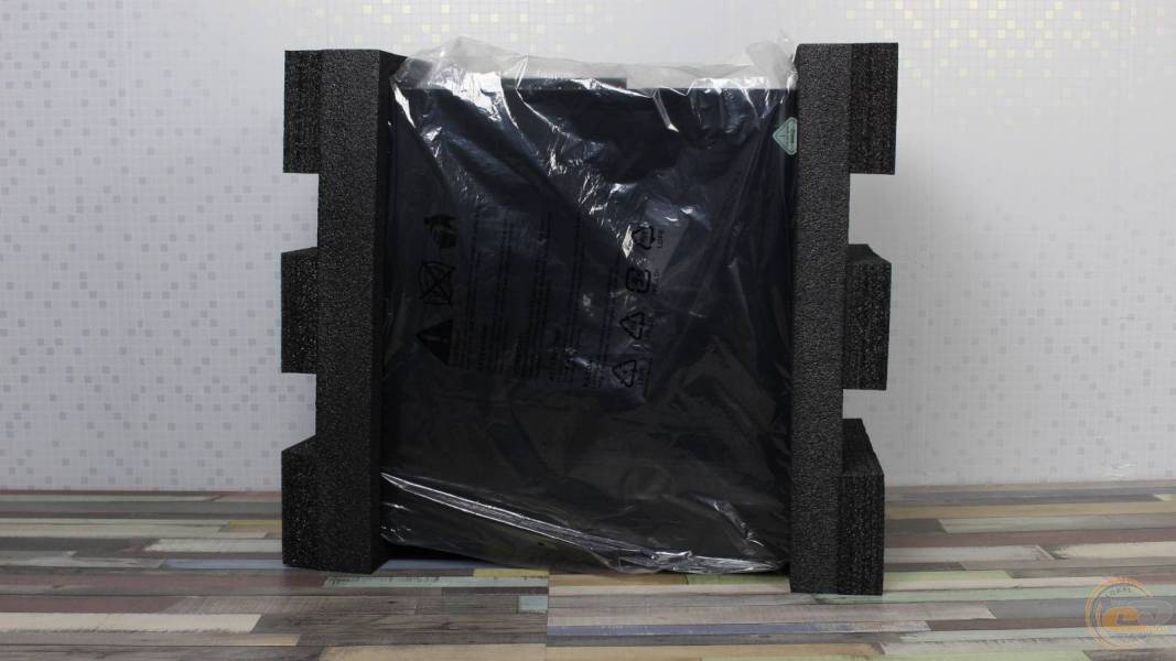MSI MAG FORGE 330R AIRFLOW-1