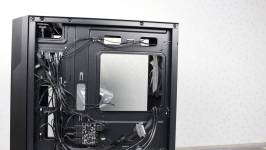 MSI MAG FORGE M110R AIRFLOW-9