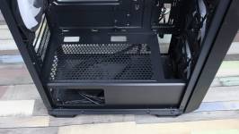 MSI MAG FORGE M110R AIRFLOW-9