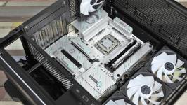 MSI MAG PANO 110R PZ-7