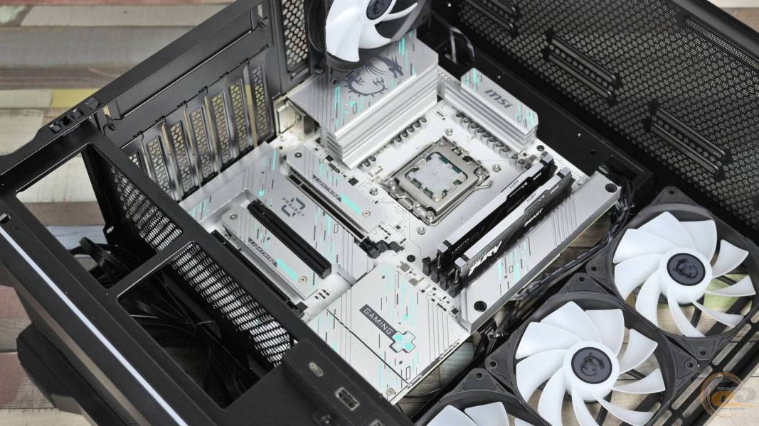 MSI MAG PANO 110R PZ-7