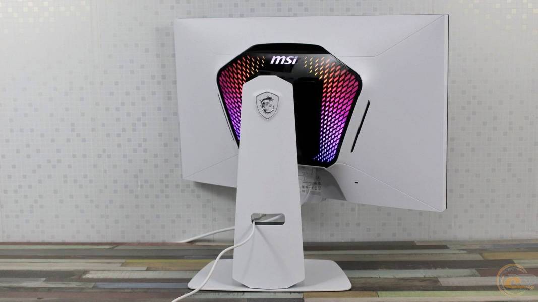 MSI MPG 274URDFW E16M-2-1