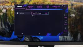 MSI MPG 274URDFW E16M-7