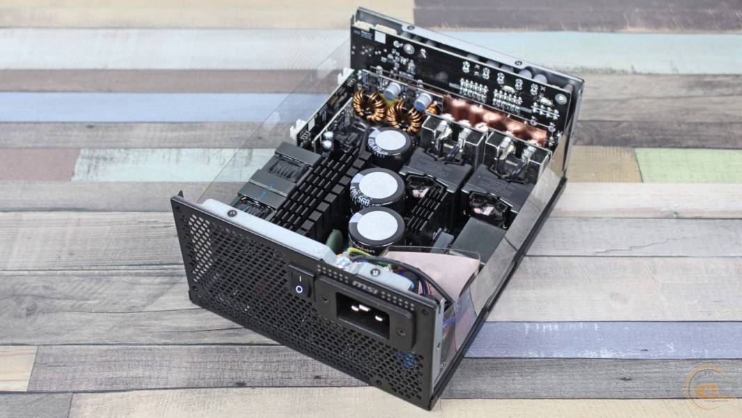 MSI MPG Ai1300TS PCIE5-2