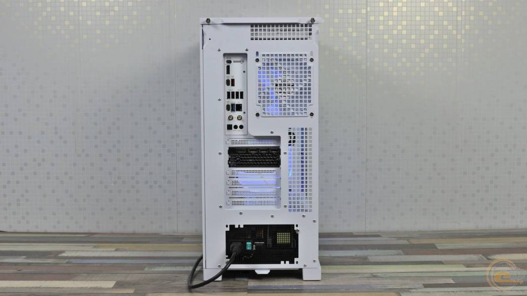 MSI MPG VELOX 300R AIRFLOW PZ-11