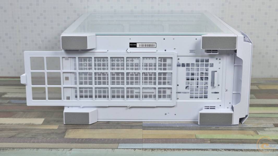 MSI MPG VELOX 300R AIRFLOW PZ-4