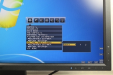 NEC MultiSync EA275UHD 1