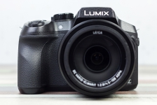Panasonic LUMIX DMC-FZ300 1