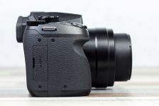 Panasonic LUMIX DMC-FZ300 1
