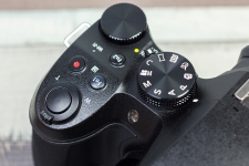 Panasonic LUMIX DMC-FZ300 1