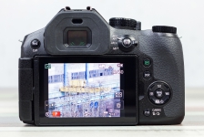 Panasonic LUMIX DMC-FZ300 1