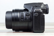 Panasonic LUMIX DMC-FZ300 1
