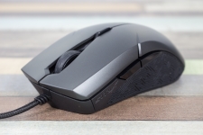 ROG Strix Evolve