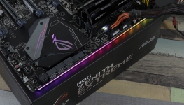 ROG ZENITH EXTREME