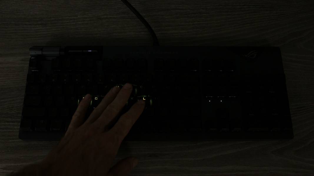 ROGStrixFlare5