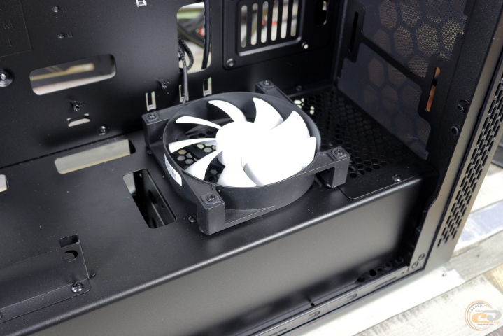 Thermaltake View 27