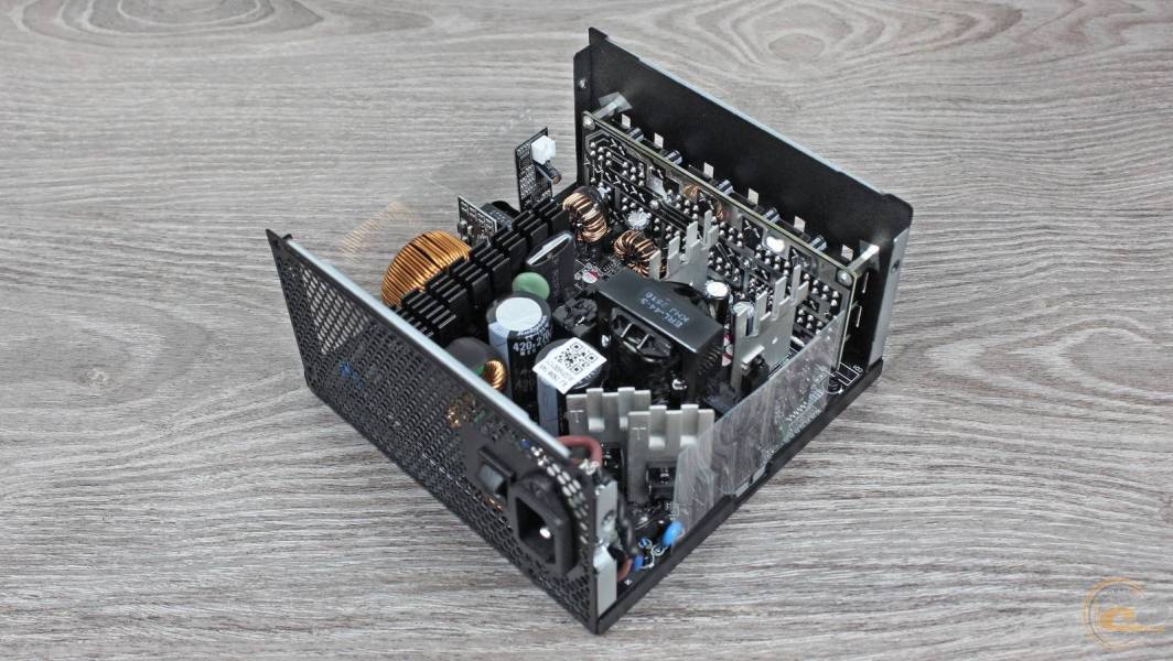Vinga 750W-2