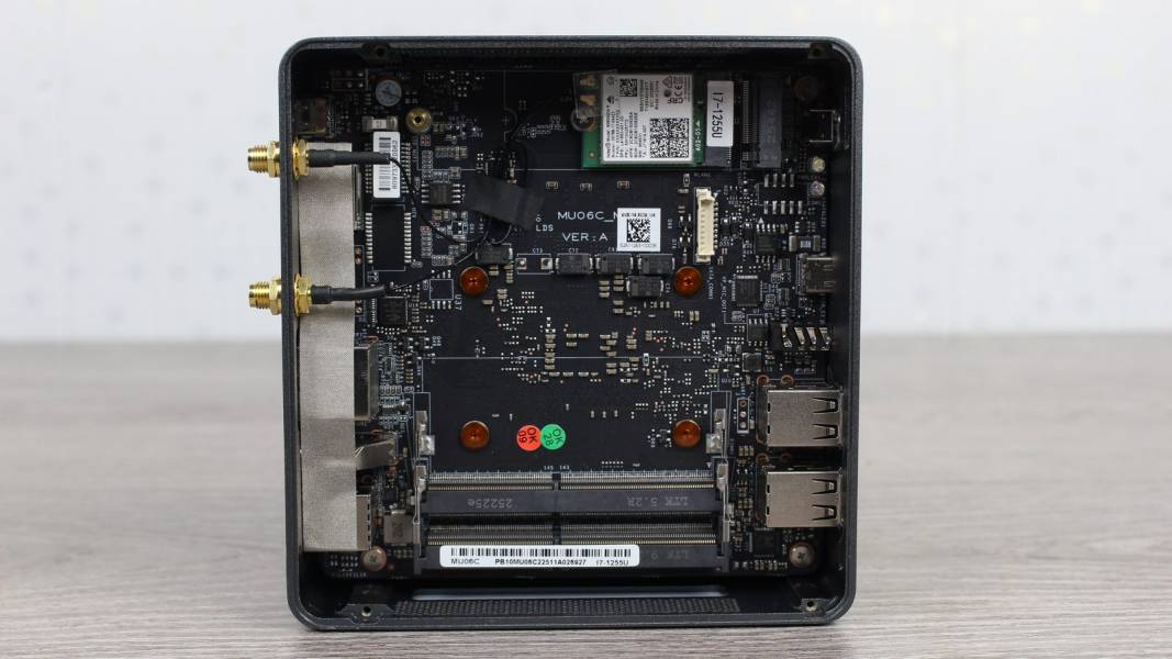 Vinga Mini PC V667-3
