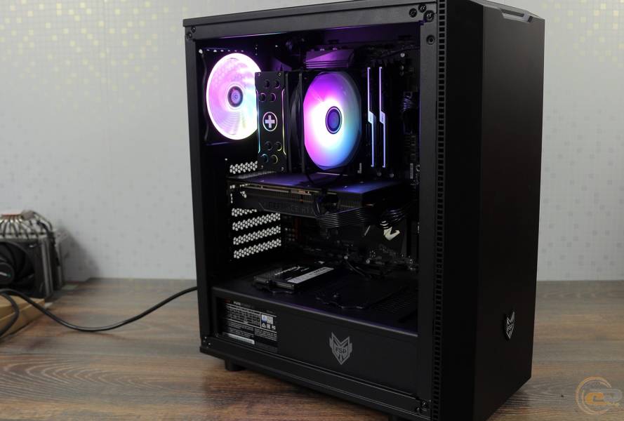 Xilence Performance A+ M704PRO.ARGB-1