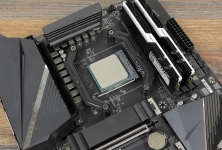 Xilence Performance A+ M704PRO.ARGB