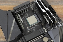 Xilence Performance A+ M704PRO.ARGB