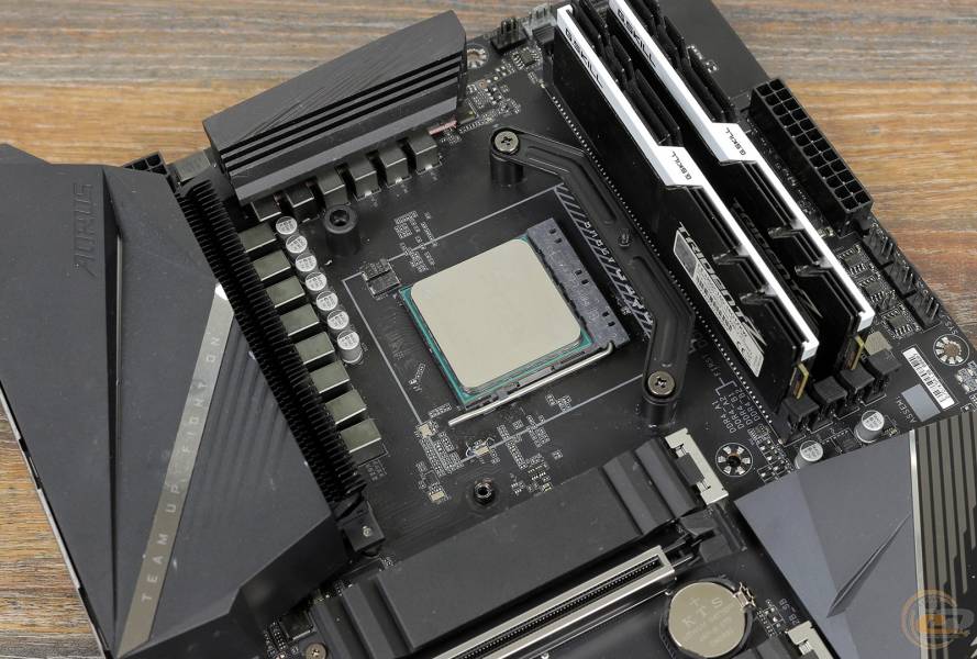Xilence Performance A+ M704PRO.ARGB