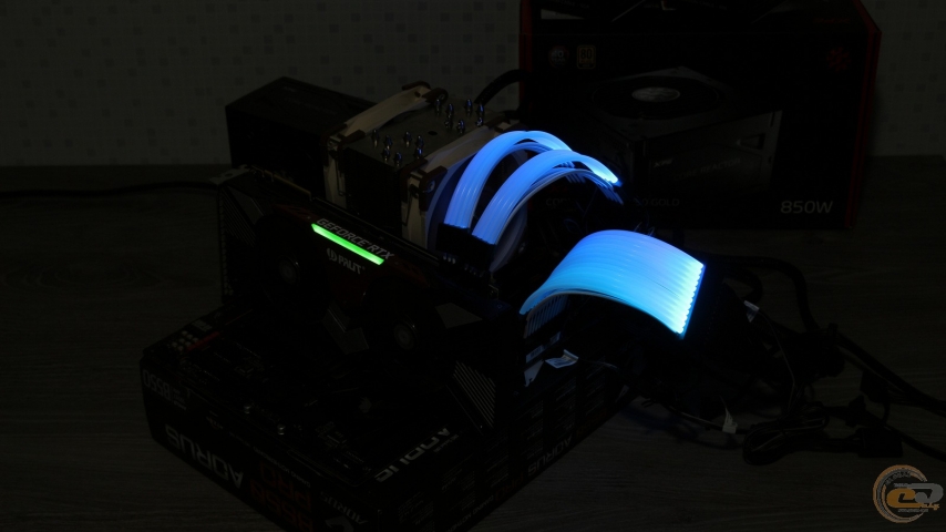 XPG Core Reactor 850 Gold-1