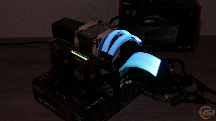 XPG Core Reactor 850 Gold-1